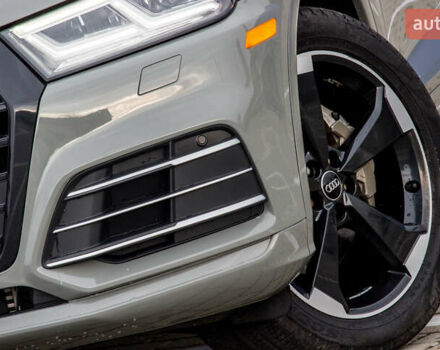 Сірий Ауді Ку 5, об'ємом двигуна 2 л та пробігом 149 тис. км за 31000 $, фото 11 на Automoto.ua