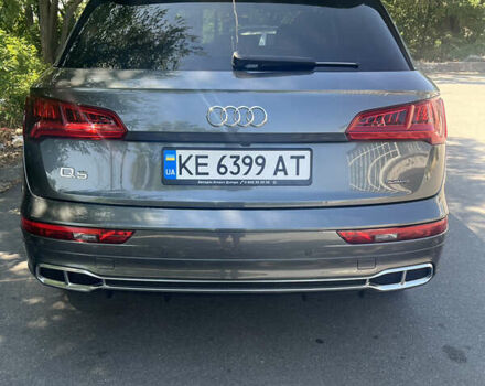 Сірий Ауді Ку 5, об'ємом двигуна 1.98 л та пробігом 65 тис. км за 40000 $, фото 7 на Automoto.ua