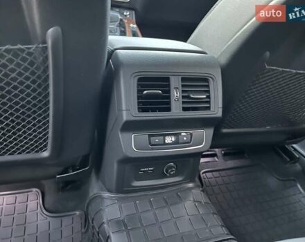 Серый Ауди Ку 5, объемом двигателя 2 л и пробегом 77 тыс. км за 28500 $, фото 30 на Automoto.ua