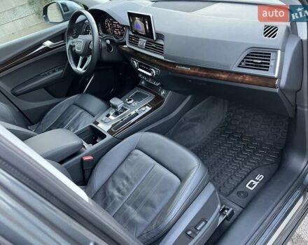 Сірий Ауді Ку 5, об'ємом двигуна 2 л та пробігом 104 тис. км за 26900 $, фото 31 на Automoto.ua