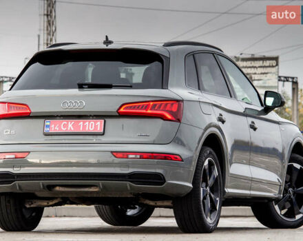 Сірий Ауді Ку 5, об'ємом двигуна 2 л та пробігом 149 тис. км за 31000 $, фото 8 на Automoto.ua