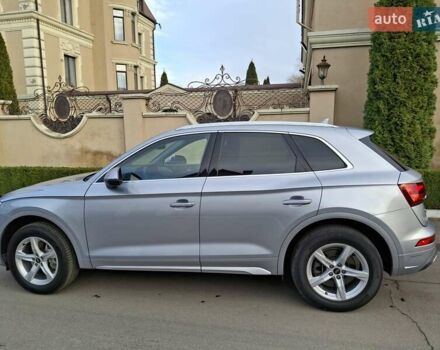 Серый Ауди Ку 5, объемом двигателя 2 л и пробегом 77 тыс. км за 28500 $, фото 4 на Automoto.ua