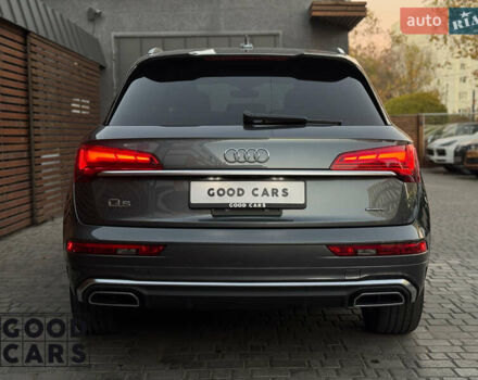 Серый Ауди Ку 5, объемом двигателя 1.98 л и пробегом 30 тыс. км за 52000 $, фото 5 на Automoto.ua