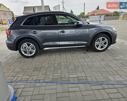 Серый Ауди Ку 5, объемом двигателя 1.98 л и пробегом 55 тыс. км за 39999 $, фото 5 на Automoto.ua