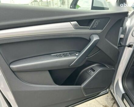 Серый Ауди Ку 5, объемом двигателя 2 л и пробегом 106 тыс. км за 47900 $, фото 28 на Automoto.ua