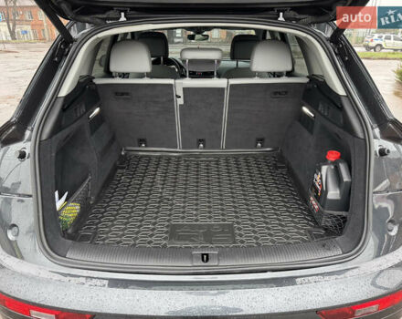 Серый Ауди Ку 5, объемом двигателя 1.98 л и пробегом 76 тыс. км за 32800 $, фото 23 на Automoto.ua