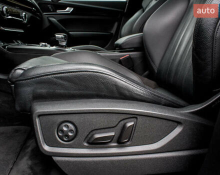 Сірий Ауді Ку 5, об'ємом двигуна 2 л та пробігом 149 тис. км за 31000 $, фото 50 на Automoto.ua