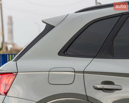 Сірий Ауді Ку 5, об'ємом двигуна 2 л та пробігом 149 тис. км за 31000 $, фото 9 на Automoto.ua