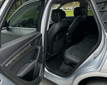 Серый Ауди Ку 5, объемом двигателя 1.98 л и пробегом 100 тыс. км за 34500 $, фото 19 на Automoto.ua