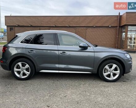 Серый Ауди Ку 5, объемом двигателя 0 л и пробегом 104 тыс. км за 27500 $, фото 4 на Automoto.ua