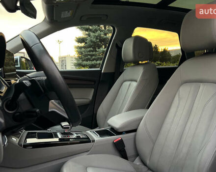 Серый Ауди Ку 5, объемом двигателя 1.98 л и пробегом 98 тыс. км за 36300 $, фото 8 на Automoto.ua