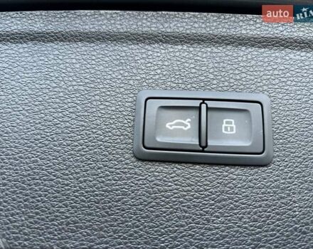 Сірий Ауді Ку 5, об'ємом двигуна 2 л та пробігом 104 тис. км за 26900 $, фото 26 на Automoto.ua