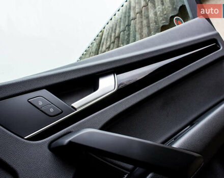 Сірий Ауді Ку 5, об'ємом двигуна 2 л та пробігом 149 тис. км за 31000 $, фото 49 на Automoto.ua