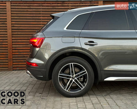 Серый Ауди Ку 5, объемом двигателя 1.98 л и пробегом 30 тыс. км за 52000 $, фото 14 на Automoto.ua