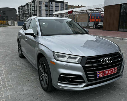 Серый Ауди Ку 5, объемом двигателя 1.98 л и пробегом 100 тыс. км за 34500 $, фото 1 на Automoto.ua