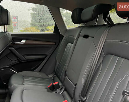 Серый Ауди Ку 5, объемом двигателя 1.98 л и пробегом 73 тыс. км за 37200 $, фото 26 на Automoto.ua