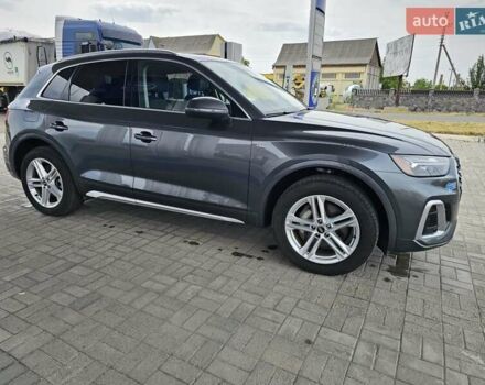 Серый Ауди Ку 5, объемом двигателя 1.98 л и пробегом 55 тыс. км за 39999 $, фото 4 на Automoto.ua