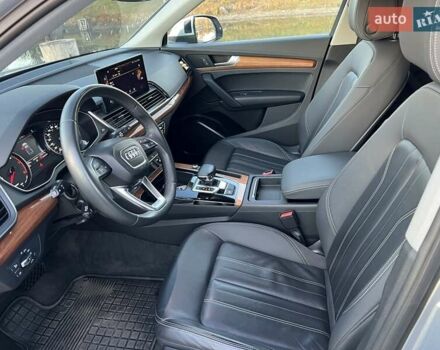 Сірий Ауді Ку 5, об'ємом двигуна 2 л та пробігом 77 тис. км за 28900 $, фото 10 на Automoto.ua