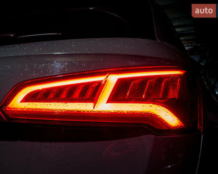 Сірий Ауді Ку 5, об'ємом двигуна 2 л та пробігом 149 тис. км за 31000 $, фото 39 на Automoto.ua