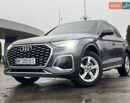 Серый Ауди Ку 5, объемом двигателя 1.98 л и пробегом 76 тыс. км за 32800 $, фото 2 на Automoto.ua