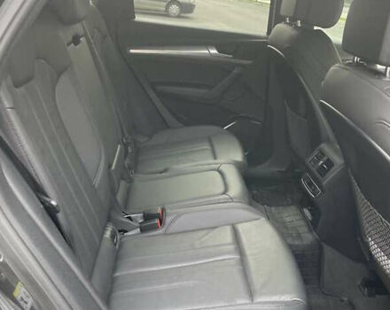 Серый Ауди Ку 5, объемом двигателя 1.98 л и пробегом 70 тыс. км за 37300 $, фото 1 на Automoto.ua