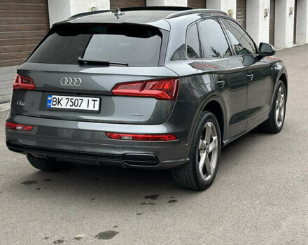 Сірий Ауді Ку 5, об'ємом двигуна 1.98 л та пробігом 98 тис. км за 29950 $, фото 17 на Automoto.ua