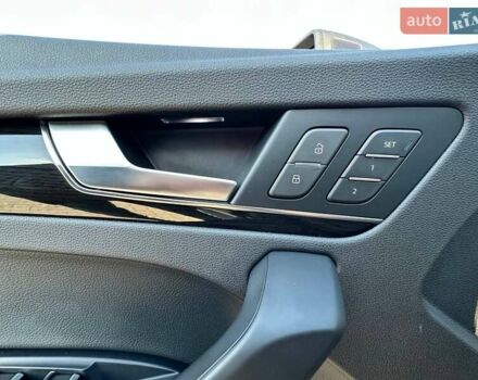 Сірий Ауді Ку 5, об'ємом двигуна 2 л та пробігом 34 тис. км за 29990 $, фото 18 на Automoto.ua