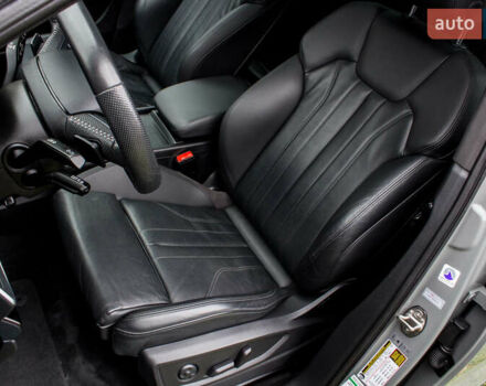 Сірий Ауді Ку 5, об'ємом двигуна 2 л та пробігом 149 тис. км за 31000 $, фото 79 на Automoto.ua