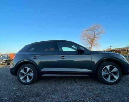 Серый Ауди Ку 5, объемом двигателя 1.98 л и пробегом 75 тыс. км за 30990 $, фото 2 на Automoto.ua