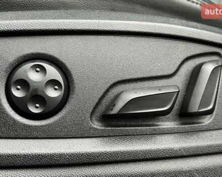 Серый Ауди Ку 5, объемом двигателя 1.98 л и пробегом 73 тыс. км за 37200 $, фото 22 на Automoto.ua