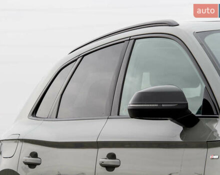 Сірий Ауді Ку 5, об'ємом двигуна 2 л та пробігом 149 тис. км за 31000 $, фото 10 на Automoto.ua