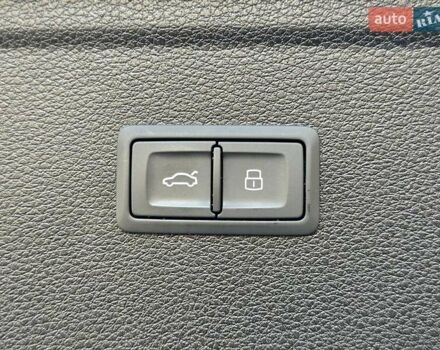 Сірий Ауді Ку 5, об'ємом двигуна 2 л та пробігом 34 тис. км за 29990 $, фото 14 на Automoto.ua