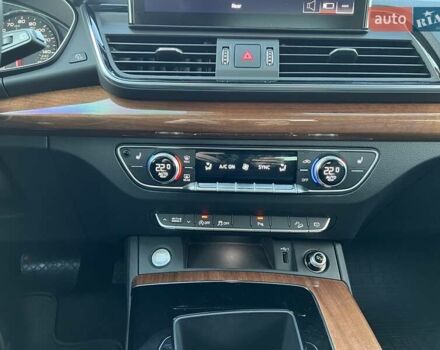 Сірий Ауді Ку 5, об'ємом двигуна 2 л та пробігом 77 тис. км за 28900 $, фото 18 на Automoto.ua