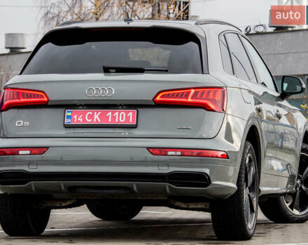 Сірий Ауді Ку 5, об'ємом двигуна 2 л та пробігом 149 тис. км за 31000 $, фото 6 на Automoto.ua