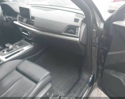 Сірий Ауді Ку 5, об'ємом двигуна 2 л та пробігом 85 тис. км за 9000 $, фото 4 на Automoto.ua