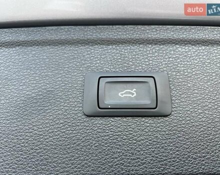 Сірий Ауді Ку 5, об'ємом двигуна 2 л та пробігом 77 тис. км за 28900 $, фото 27 на Automoto.ua