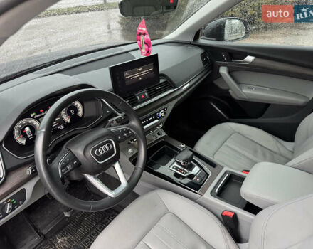 Серый Ауди Ку 5, объемом двигателя 1.98 л и пробегом 76 тыс. км за 32800 $, фото 9 на Automoto.ua