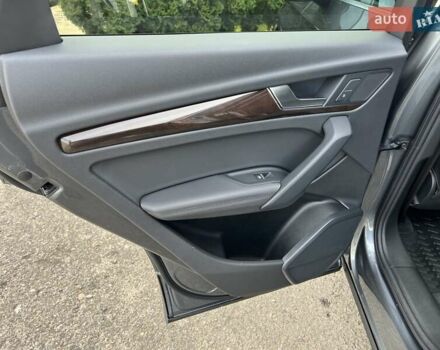 Серый Ауди Ку 5, объемом двигателя 0 л и пробегом 104 тыс. км за 27500 $, фото 25 на Automoto.ua