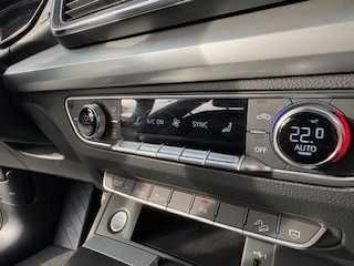 Серый Ауди Ку 5, объемом двигателя 2 л и пробегом 170 тыс. км за 31700 $, фото 6 на Automoto.ua