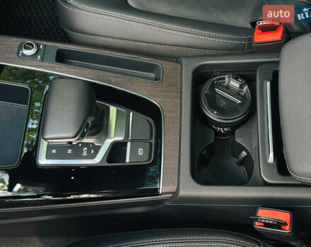 Сірий Ауді Ку 5, об'ємом двигуна 1.98 л та пробігом 29 тис. км за 37879 $, фото 11 на Automoto.ua