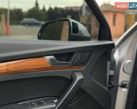 Серый Ауди Ку 5, объемом двигателя 2 л и пробегом 132 тыс. км за 30500 $, фото 30 на Automoto.ua