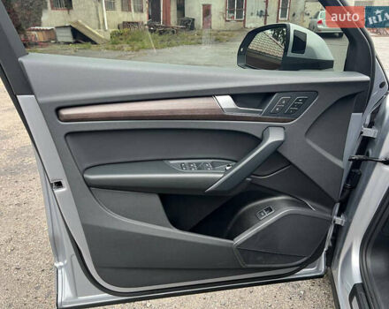 Серый Ауди Ку 5, объемом двигателя 1.98 л и пробегом 116 тыс. км за 33500 $, фото 19 на Automoto.ua