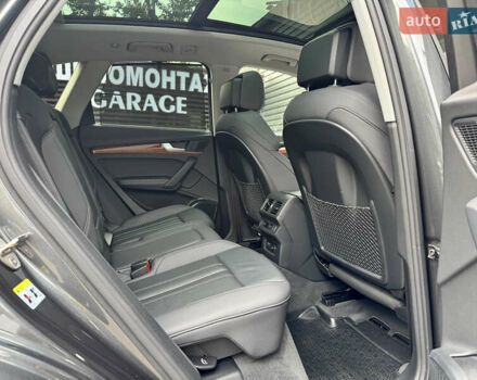 Серый Ауди Ку 5, объемом двигателя 1.98 л и пробегом 41 тыс. км за 51900 $, фото 25 на Automoto.ua