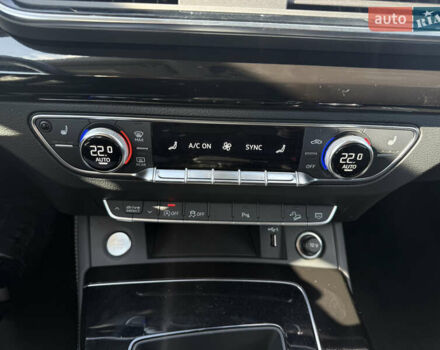 Серый Ауди Ку 5, объемом двигателя 1.98 л и пробегом 123 тыс. км за 32999 $, фото 38 на Automoto.ua