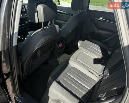 Серый Ауди Ку 5, объемом двигателя 1.98 л и пробегом 123 тыс. км за 32999 $, фото 17 на Automoto.ua