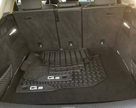 Серый Ауди Ку 5, объемом двигателя 1.98 л и пробегом 50 тыс. км за 39500 $, фото 29 на Automoto.ua