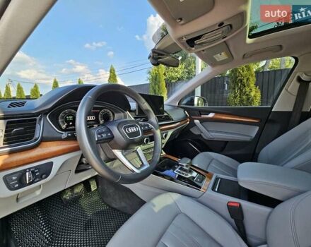 Серый Ауди Ку 5, объемом двигателя 1.98 л и пробегом 67 тыс. км за 38500 $, фото 17 на Automoto.ua