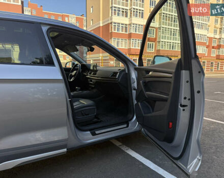 Серый Ауди Ку 5, объемом двигателя 2 л и пробегом 84 тыс. км за 33199 $, фото 23 на Automoto.ua