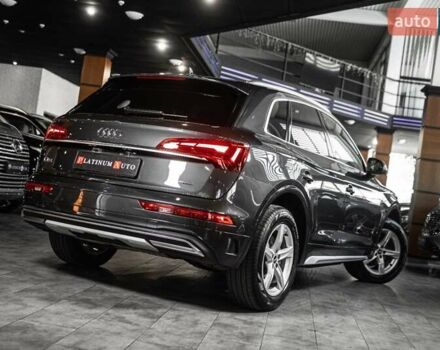 Серый Ауди Ку 5, объемом двигателя 1.98 л и пробегом 42 тыс. км за 36900 $, фото 13 на Automoto.ua