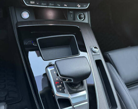 Сірий Ауді Ку 5, об'ємом двигуна 1.98 л та пробігом 25 тис. км за 39800 $, фото 62 на Automoto.ua